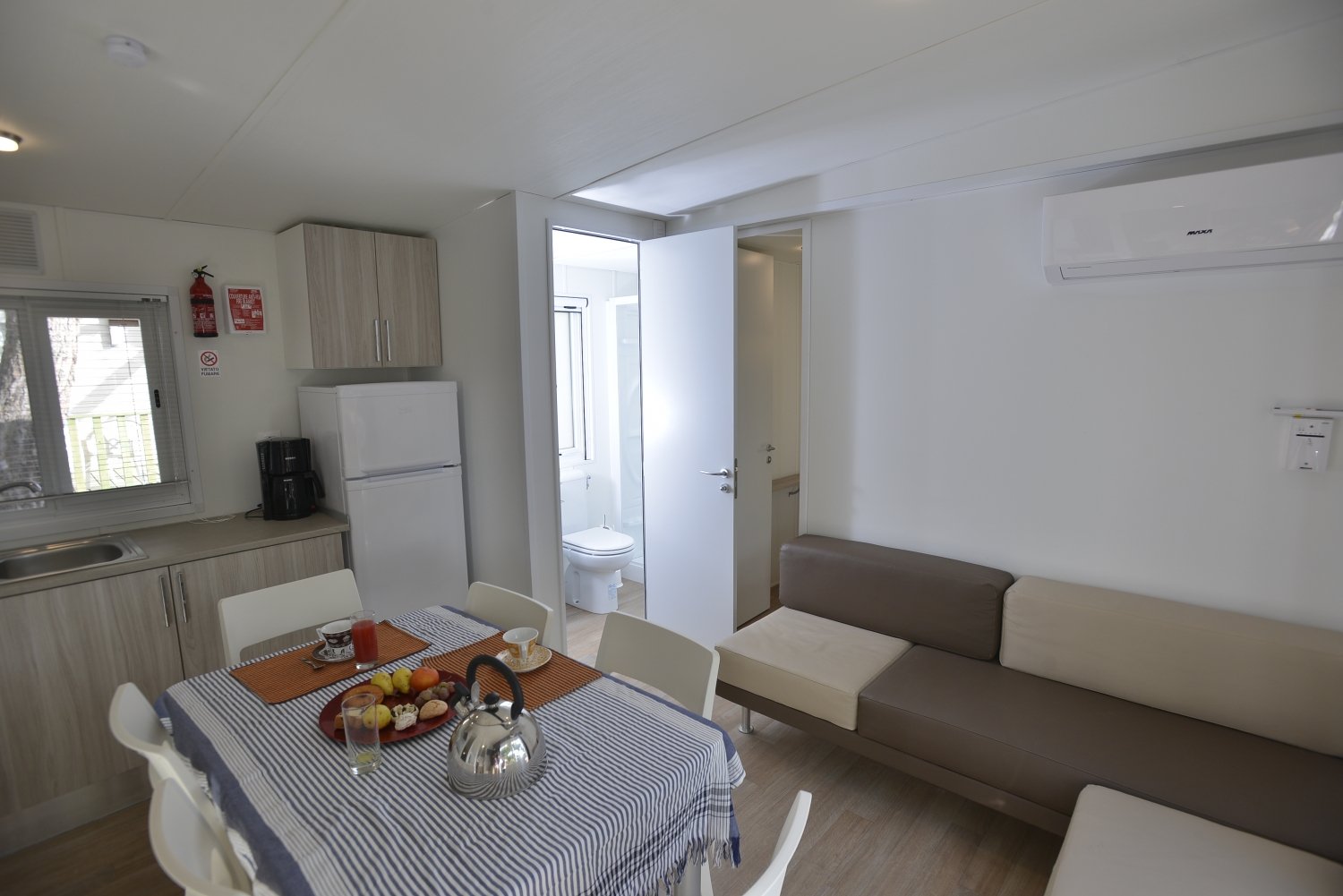 Mobile Home Torre Smeraldo Alghero Village Del Porticciolo Mobile Home Torre Smeraldo Living Room